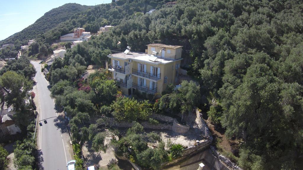 Butterfly Appartments Barbati Exterior foto